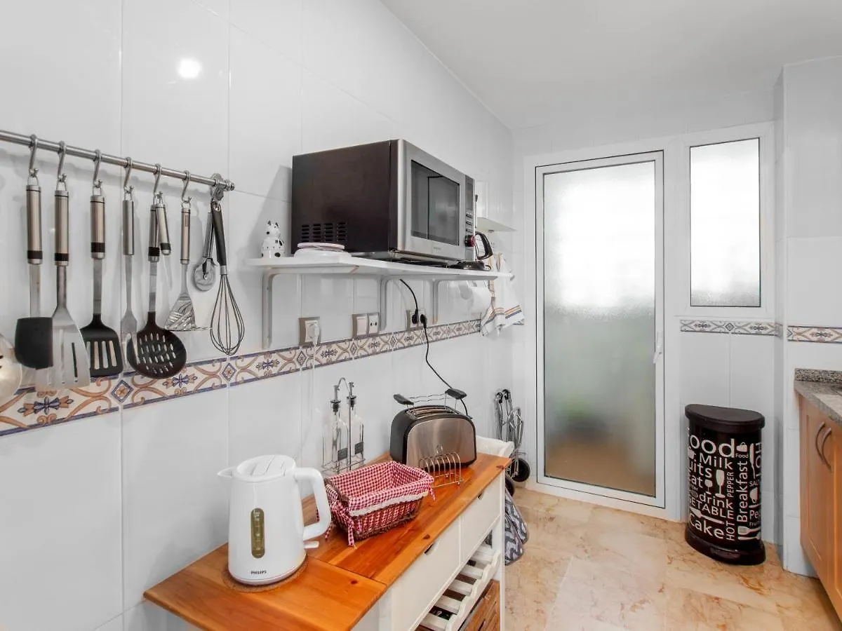 2091- Apt Close From All Amenities Манилва 0*,  Испания
