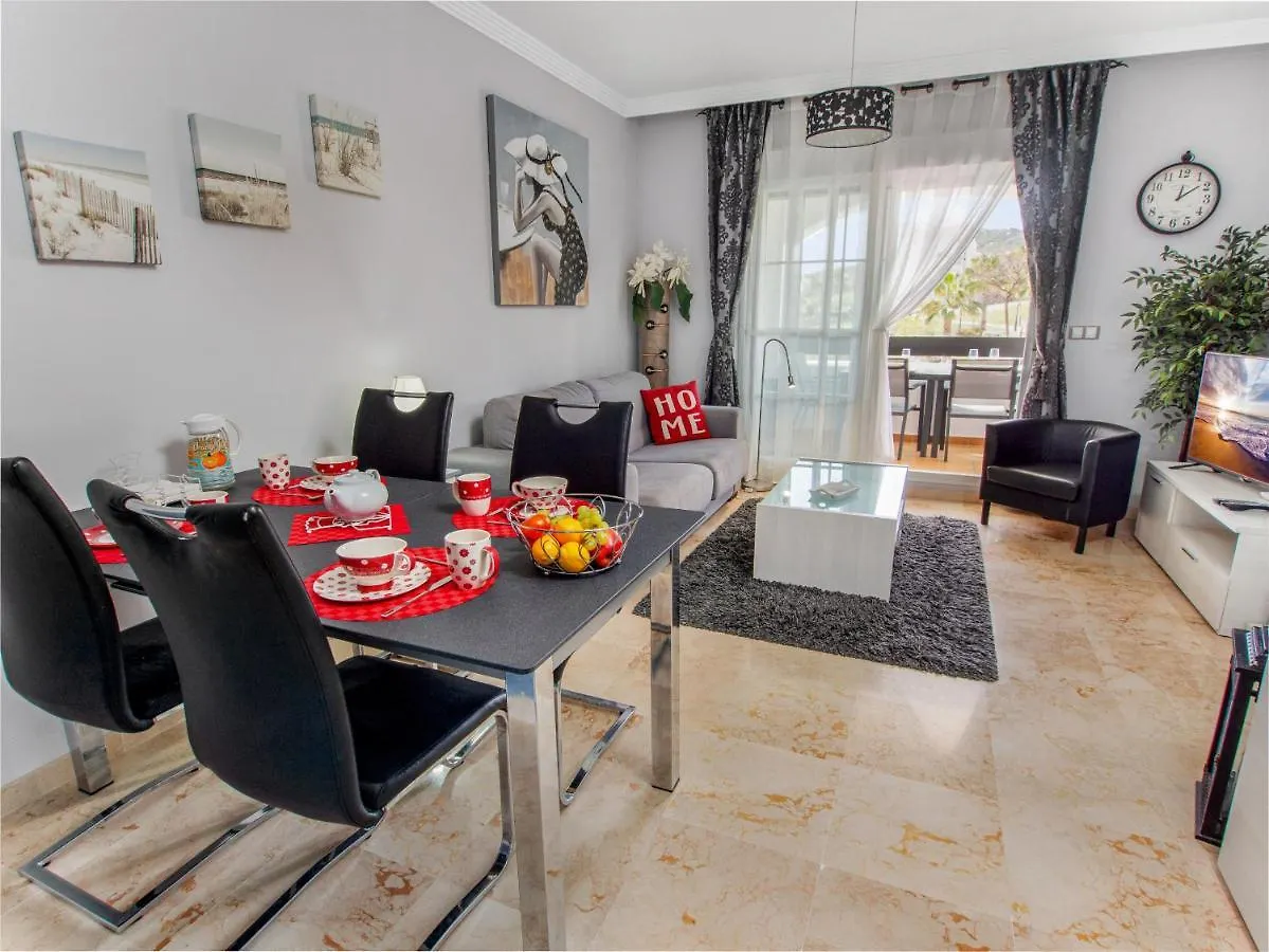 2091- Apt Close From All Amenities Манилва